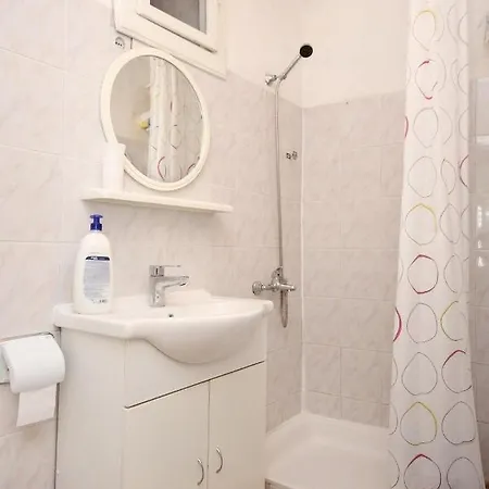 بيت للعطل House With A Swimming Pool Viganj, Peljesac - 10175