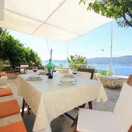 بيت للعطل House With A Swimming Pool Viganj, Peljesac - 10175 *