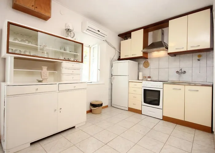 House With A Swimming Pool Viganj, Peljesac - 10175 *